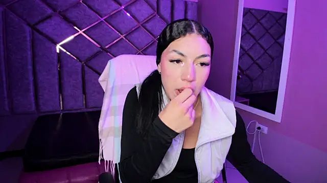 Poly Sasha  online show from March 14, 2026, 3:23 am