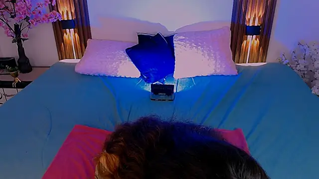 AmyHE online show from February 7, 2026, 10:45 am