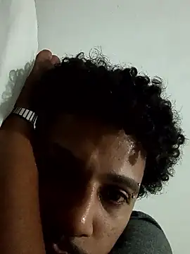 gugao666 online show from November 1, 2025, 4:08 am