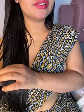 shara queen1 online show from May 17, 2026, 10:32 pm