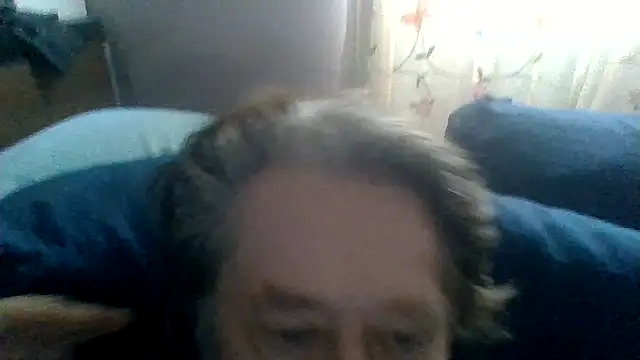 Snapshot of frankie7inch chatting on July 13, 2026, 10:53 pm frankie7inch online show from July 13, 2026, 10:53 pm