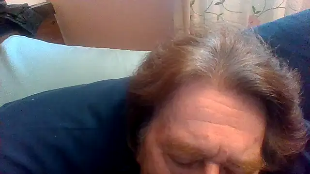 Snapshot of frankie7inch chatting on June 27, 2026, 6:03 pm frankie7inch online show from June 27, 2026, 6:03 pm
