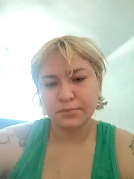 iDogrose21 online show from December 14, 2025, 5:51 pm