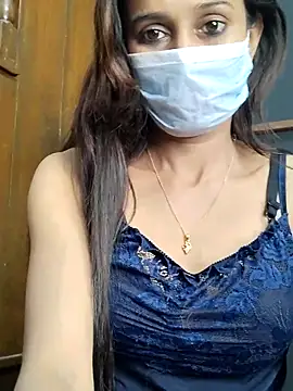 Snapshot of Oleevia chatting on November 8, 2025, 8:07 am Oleevia online show from November 8, 2025, 8:07 am