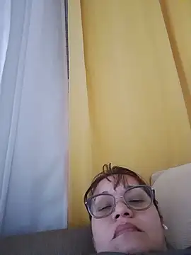 Snapshot of gaby0075 chatting on December 3, 2024, 2:33 pm gaby0075 online show from December 3, 2024, 2:33 pm