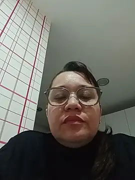 Snapshot of gaby0075 chatting on December 2, 2024, 7:22 pm gaby0075 online show from December 2, 2024, 7:22 pm