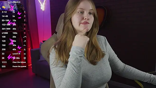 KellyPoter online show from October 16, 2025, 9:17 am