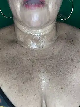 Snapshot of Kasandra_Ho chatting on November 2, 2025, 4:12 pm Kasandra Ho online show from November 2, 2025, 4:12 pm