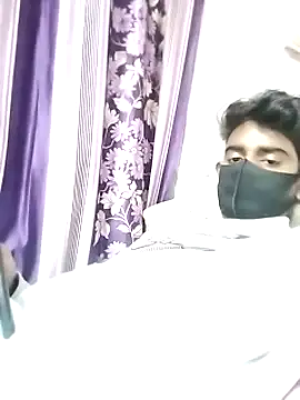 piyush 7inch online show from December 9, 2024, 3:44 pm
