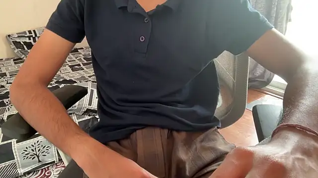 meatycronn online show from July 6, 2026, 7:48 am