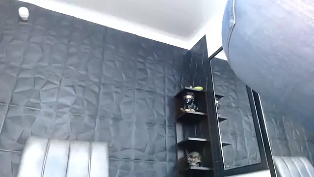 Snapshot of Hanna_Fox_69 chatting on October 30, 2025, 4:33 am Hanna Fox 69 online show from October 30, 2025, 4:33 am