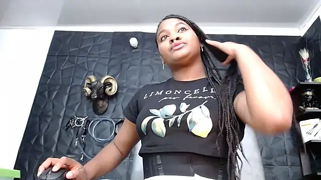 Hanna Fox 69 online show from February 15, 2026, 4:57 am