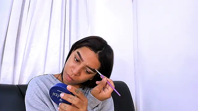 Snapshot of Fernanda_brown18 chatting on October 9, 2025, 8:42 pm Fernanda brown18 online show from October 9, 2025, 8:42 pm