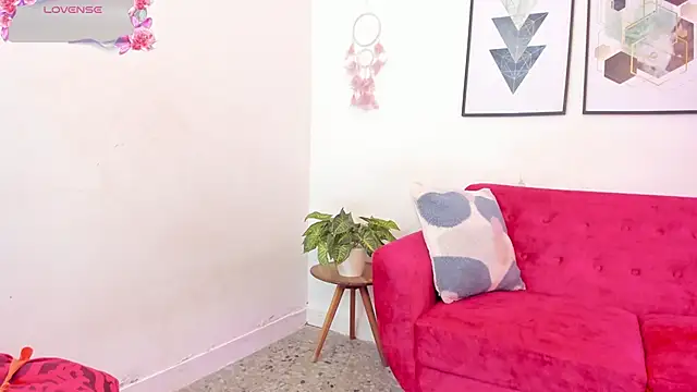 Abriil7 online show from November 29, 2025, 3:39 am