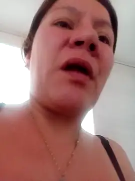 Skylar-Vox- online show from October 23, 2025, 8:40 pm