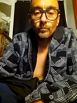 Pumpndeep online show from April 27, 2026, 7:39 am