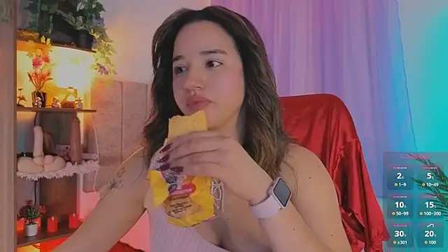 emilyrouxe online show from November 18, 2025, 3:37 pm