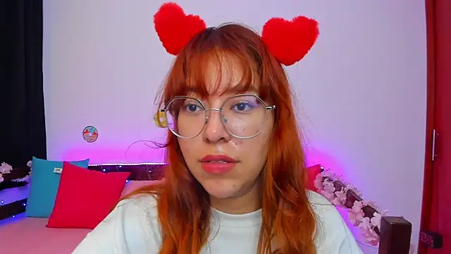  Moon Johnson online show from September 20, 2025, 10:59 pm