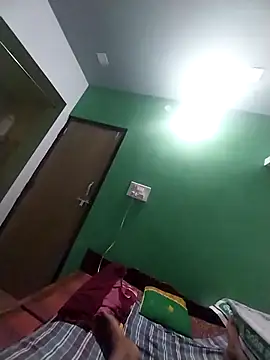 sudhastriper online show from October 16, 2025, 6:27 pm