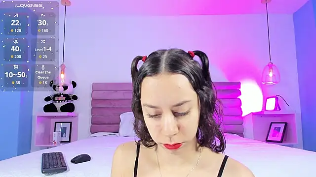 AbyCooper online show from December 3, 2025, 12:04 pm