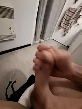 CrookedMisterniceguy online show from April 7, 2026, 7:32 am