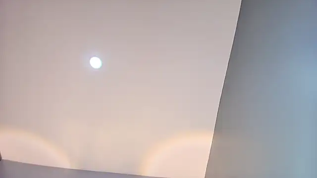 Annie9  online show from October 12, 2025, 3:30 am