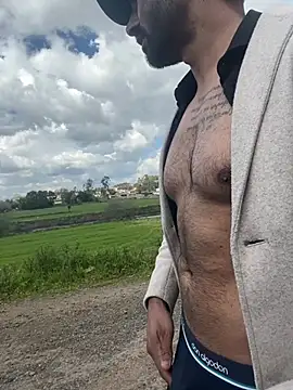 Snapshot of ali_babachapter2 chatting on March 16, 2025, 1:49 pm ali babachapter2 online show from March 16, 2025, 1:49 pm