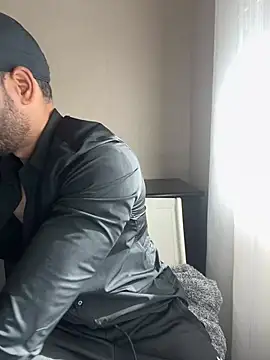 Snapshot of ali_babachapter2 chatting on January 12, 2025, 1:05 pm ali babachapter2 online show from January 12, 2025, 1:05 pm