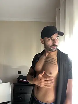 Snapshot of ali_babachapter2 chatting on December 26, 2024, 10:05 am ali babachapter2 online show from December 26, 2024, 10:05 am