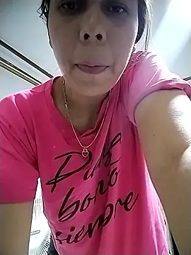 Snapshot of Lucianaferro_ chatting on January 18, 2026, 6:55 pm Lucianaferro online show from January 18, 2026, 6:55 pm