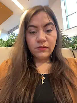 Snapshot of Iam__Cristal chatting on February 26, 2026, 10:21 pm Iam Cristal online show from February 26, 2026, 10:21 pm