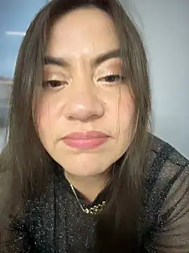 Snapshot of Iam__Cristal chatting on December 22, 2025, 10:32 pm Iam Cristal online show from December 22, 2025, 10:32 pm