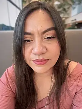 Snapshot of Iam__Cristal chatting on December 15, 2025, 9:20 pm Iam Cristal online show from December 15, 2025, 9:20 pm