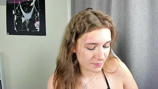 Eva toy online show from March 12, 2025, 9:23 am