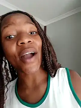 SHANTYBABE online show from November 1, 2025, 1:38 pm