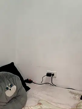 paisitahot1975 online show from November 5, 2025, 12:14 am