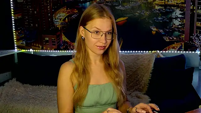 pusyavykusya online show from November 6, 2025, 11:14 am