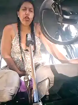 Natasha olg online show from March 3, 2025, 7:07 pm