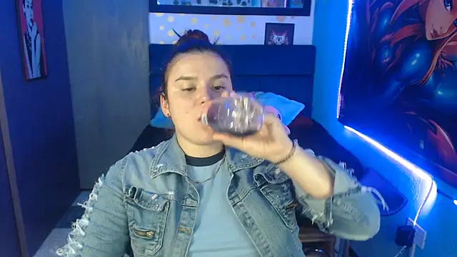 Snapshot of Nika_1_ chatting on January 11, 2025, 6:54 pm Nika 1 online show from January 11, 2025, 6:54 pm