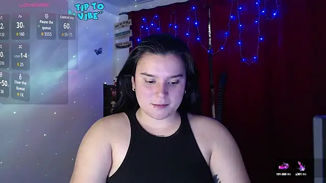 Snapshot of Nika_1_ chatting on October 4, 2025, 1:01 pm Nika 1 online show from October 4, 2025, 1:01 pm