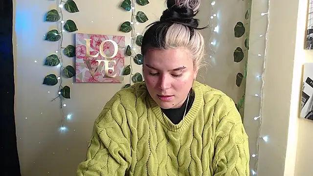 Nika 1  online show from February 6, 2026, 1:34 am