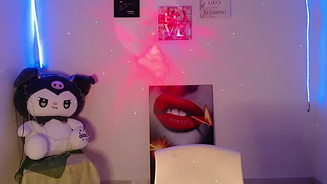 Snapshot of Nika_1_ chatting on March 13, 2025, 11:05 pm Nika 1 online show from March 13, 2025, 11:05 pm