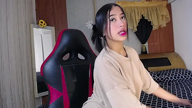 hera divine online show from February 24, 2026, 9:15 pm