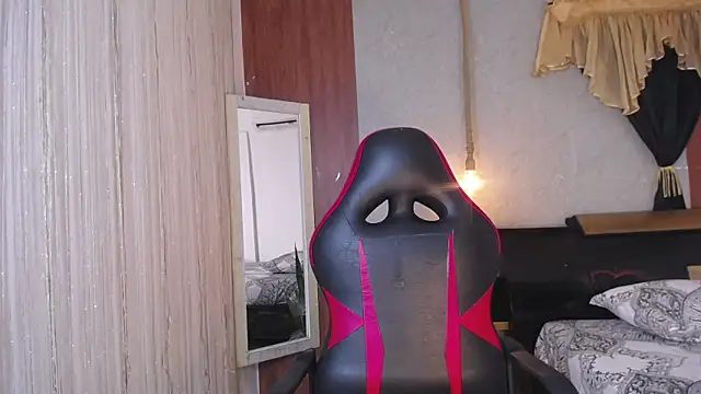 hera divine online show from November 7, 2025, 9:41 pm