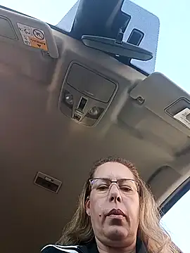 Snapshot of uber_babe chatting on February 5, 2026, 12:45 pm uber babe online show from February 5, 2026, 12:45 pm