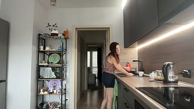 jainesummer online show from October 14, 2025, 8:48 am