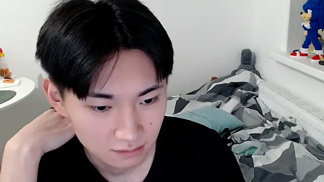 Miram Yu online show from October 13, 2025, 2:57 am