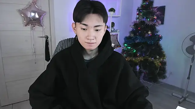 Miram Yu online show from December 30, 2024, 8:15 pm