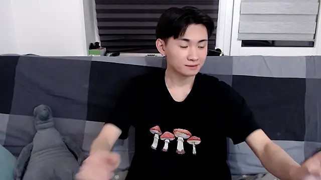 Miram Yu online show from January 12, 2025, 9:08 pm