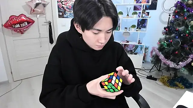 Miram Yu online show from January 7, 2026, 9:47 am